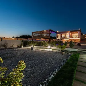  Villa Porta Maris