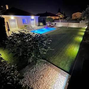  Villa Tony's House With Private Pool, Garden And Parking